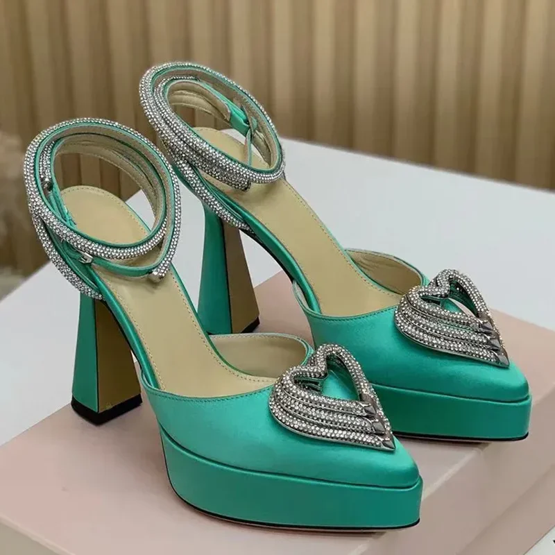 Platform Crystal Love Decorati - Casual Sandal Leather 评论和价格